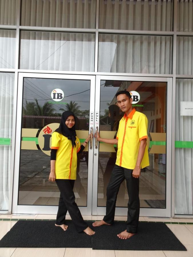 פדאנג Penginapan Intan Bandara מראה חיצוני תמונה