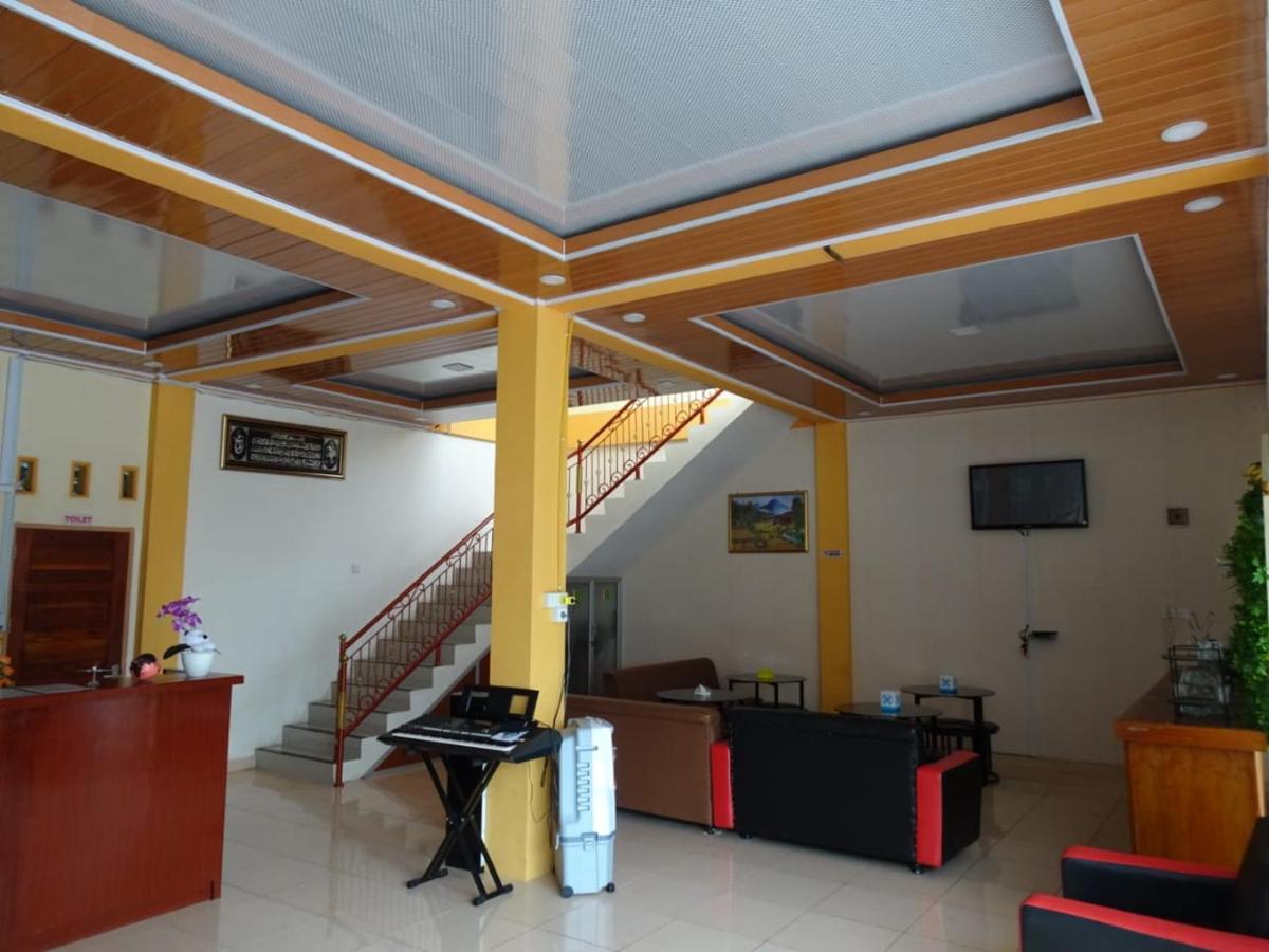 פדאנג Penginapan Intan Bandara מראה חיצוני תמונה