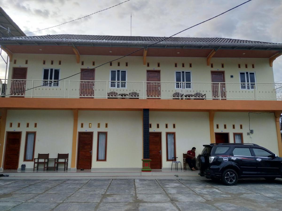פדאנג Penginapan Intan Bandara מראה חיצוני תמונה