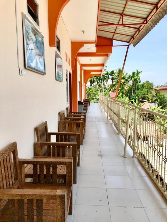 פדאנג Penginapan Intan Bandara מראה חיצוני תמונה